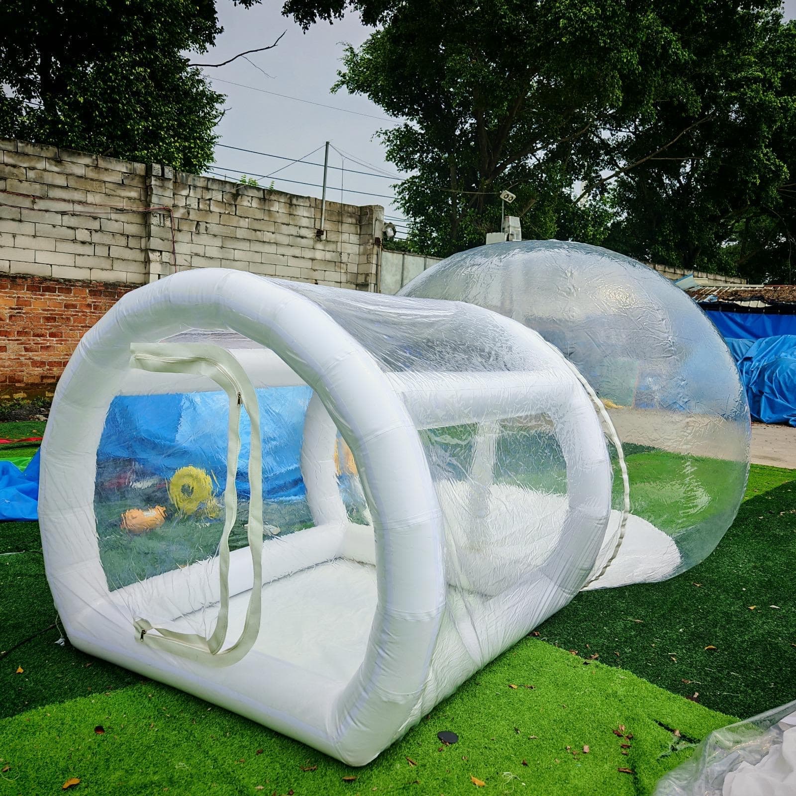 Balloon Bubble Houses - 0dafa790-815f-4f64-ae47-b726f3d90056