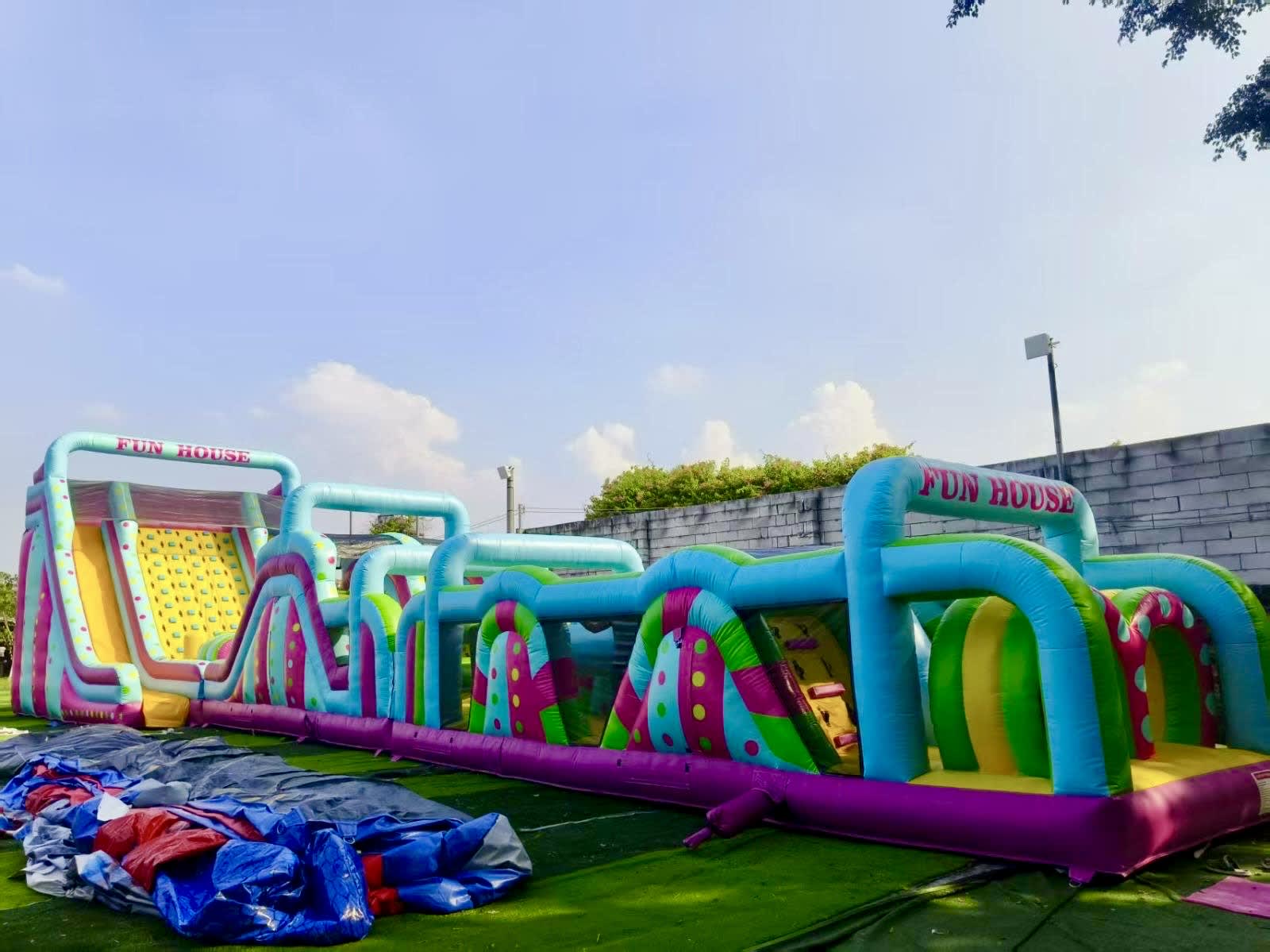 Fun House Obstacle - 10947a12-08e6-4d1b-b15d-9b41bc7890f0