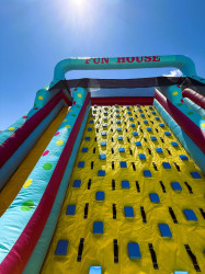 Fun House Obstacle Course 82 ft