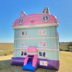 Gabby20BH203201 1761251316 Gabbys Dollhouse Bounce House 13 ft